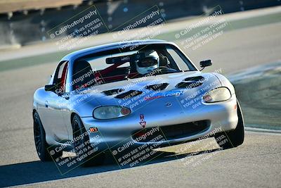 media/Dec-13-2025-Extreme Speed (Sat) [[d129ecb0b9]]/Beginner/Session 3 (Turn 5)/